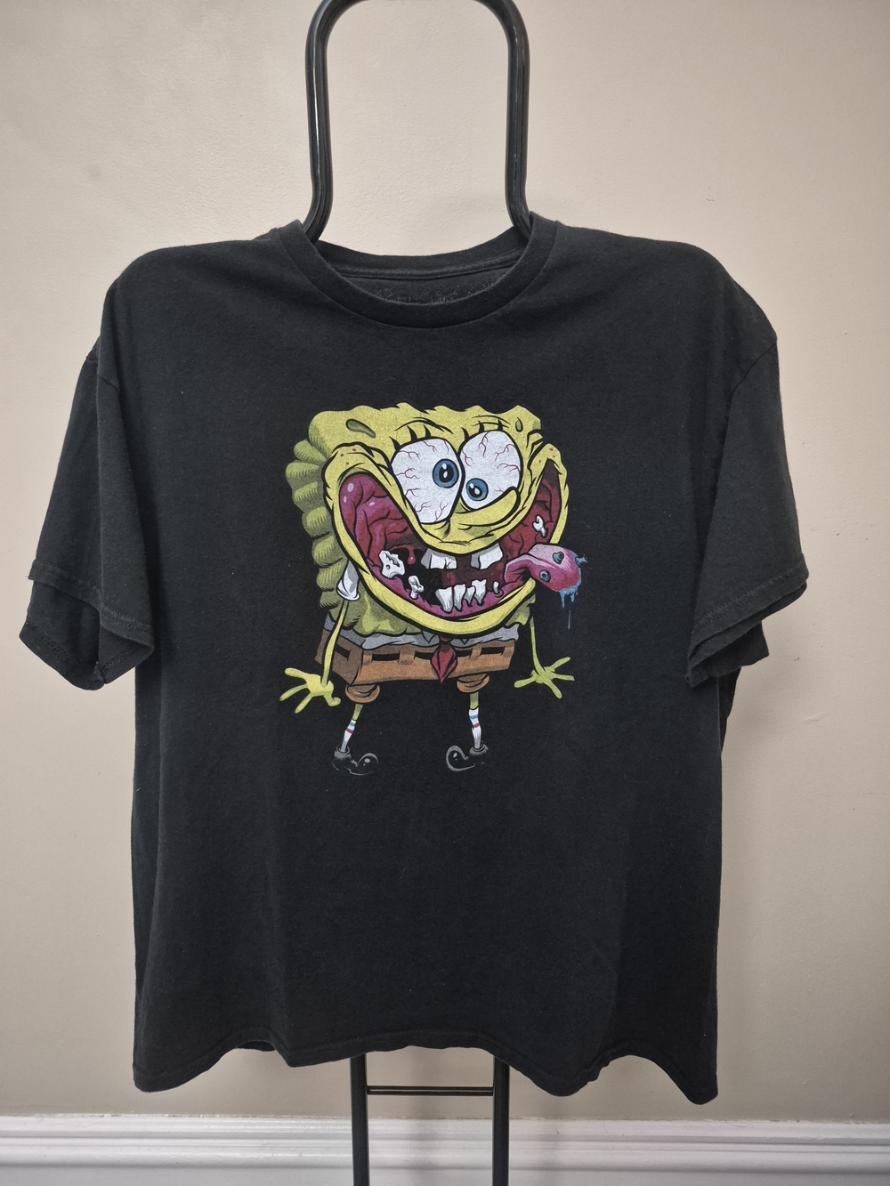 SpongeBob Squarepants Black Short-Sleeve Graphic Tee with Yellow Character Print
